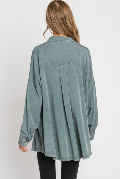 Mineral wash Botton down Shacket